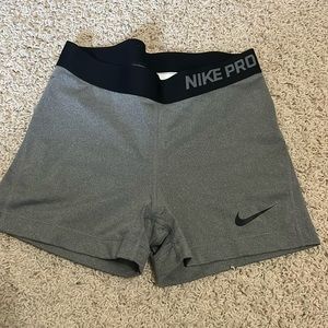 Nike Pro Size Medium